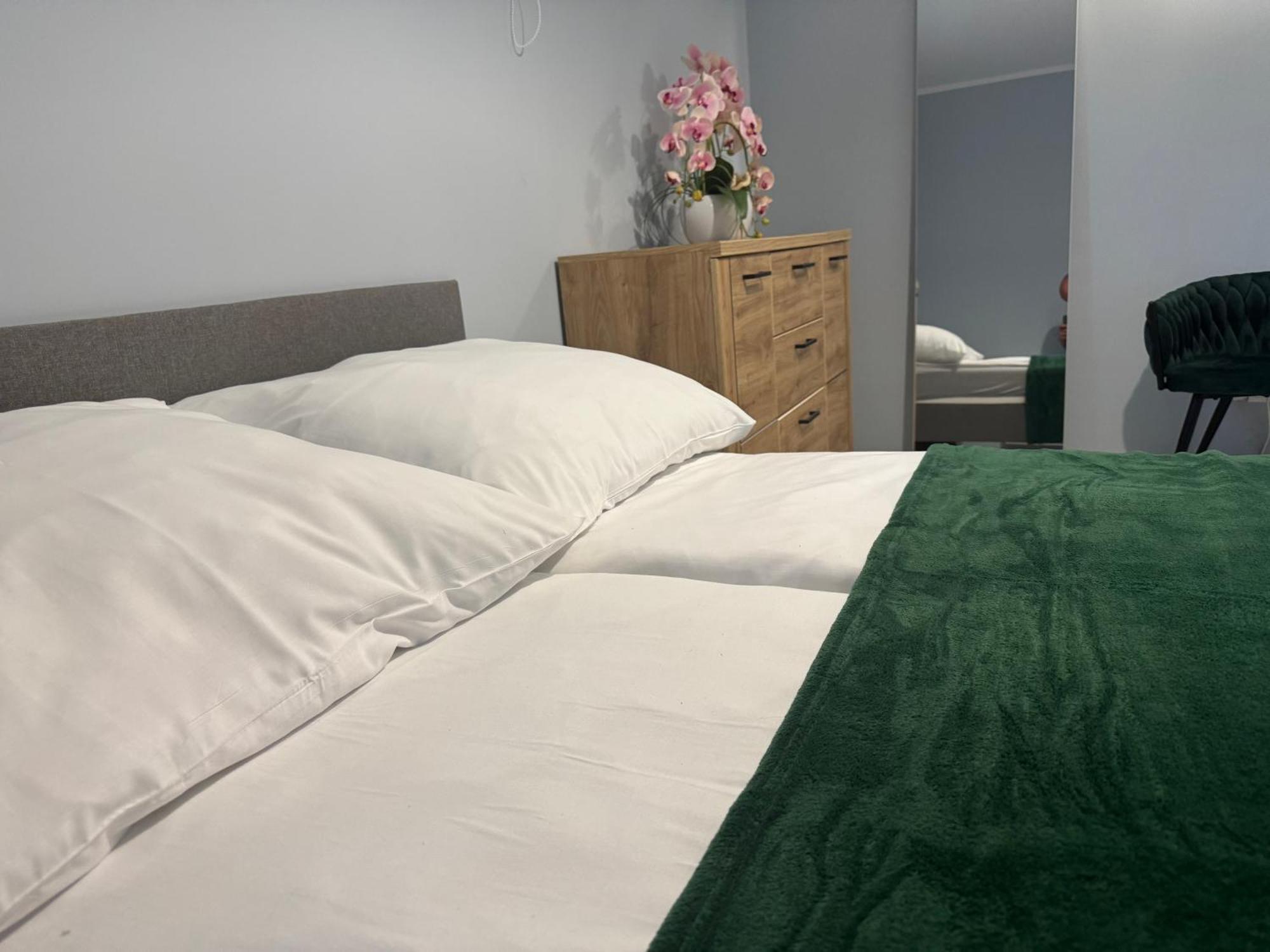 Szafranowe Wzgorze Iii - Oficyna, Zew Jacuzzi, Parking Apartment
